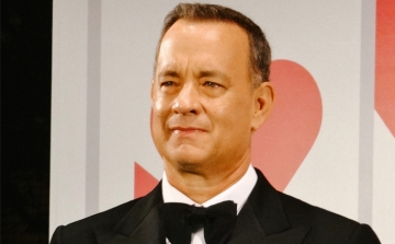 Tom Hanks Falstaffként debütál a színpadon Los Angelesben